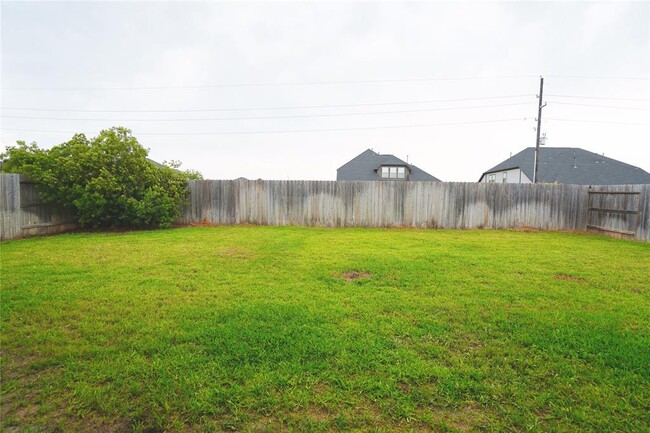 Building Photo - 29034 Canyon Oak Dr