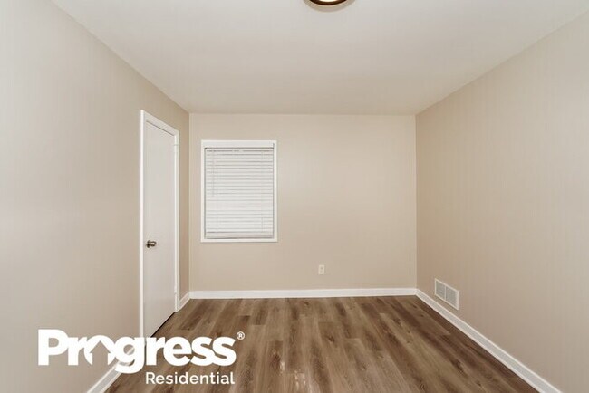 Building Photo - 924 Charles Ct