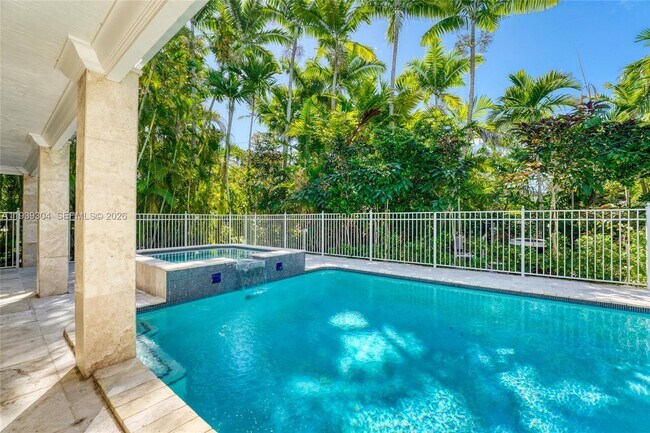 Building Photo - 10640 SW 61st Ave