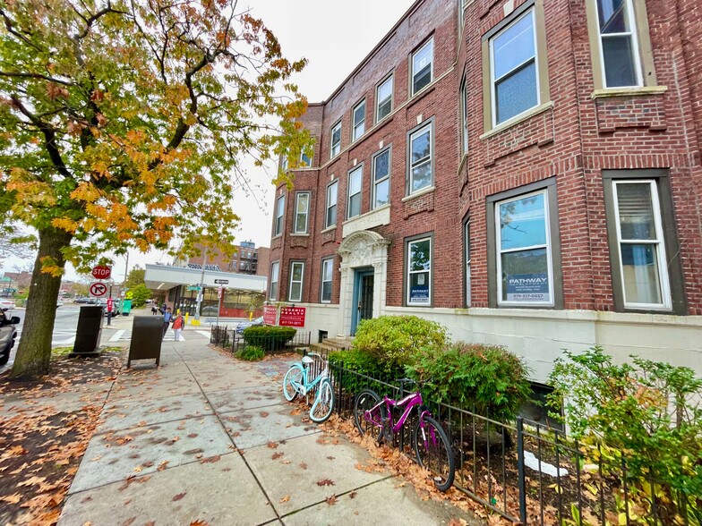 Building Photo - 1284 Commonwealth Avenue