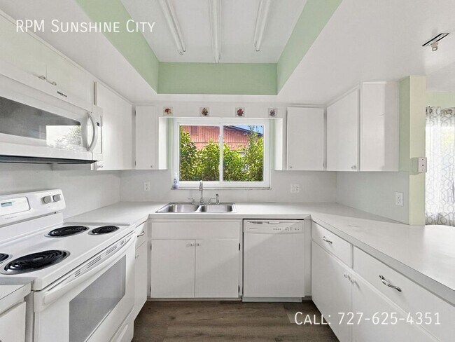 Building Photo - 12829 109th St