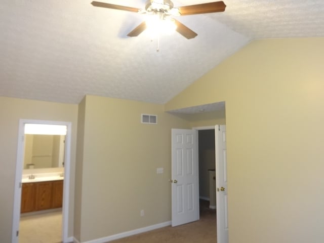 Building Photo - 8772 Kingsley Dr