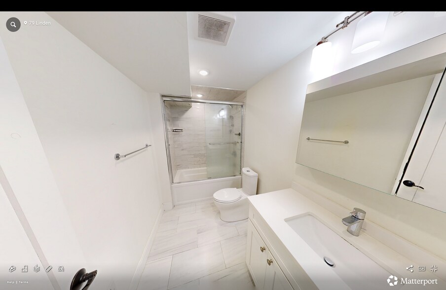 Building Photo - 79 Linden St