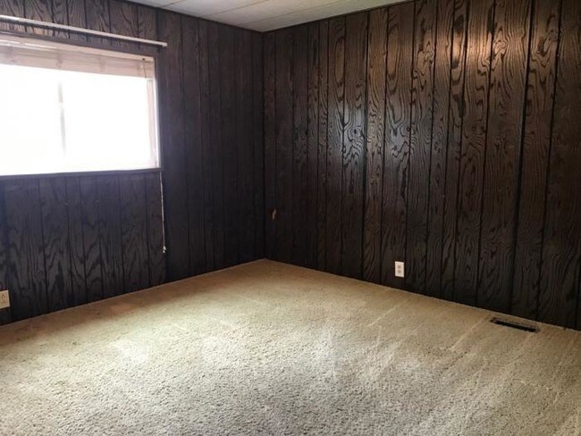 Building Photo - 3 bedroom in Waitsburg WA 99361