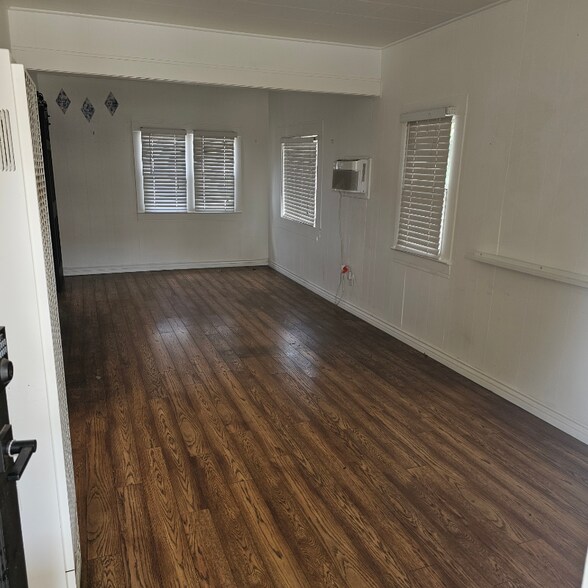 Building Photo - 277 E Providencia Ave