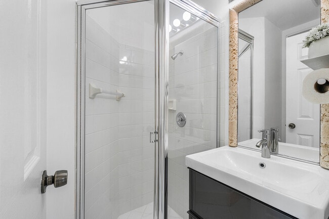 Building Photo - 7087 NW 78th Pl