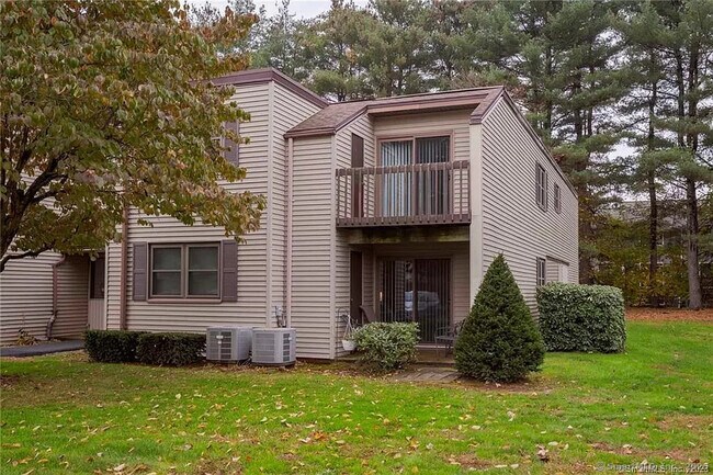Building Photo - 612 Twin Circle Dr
