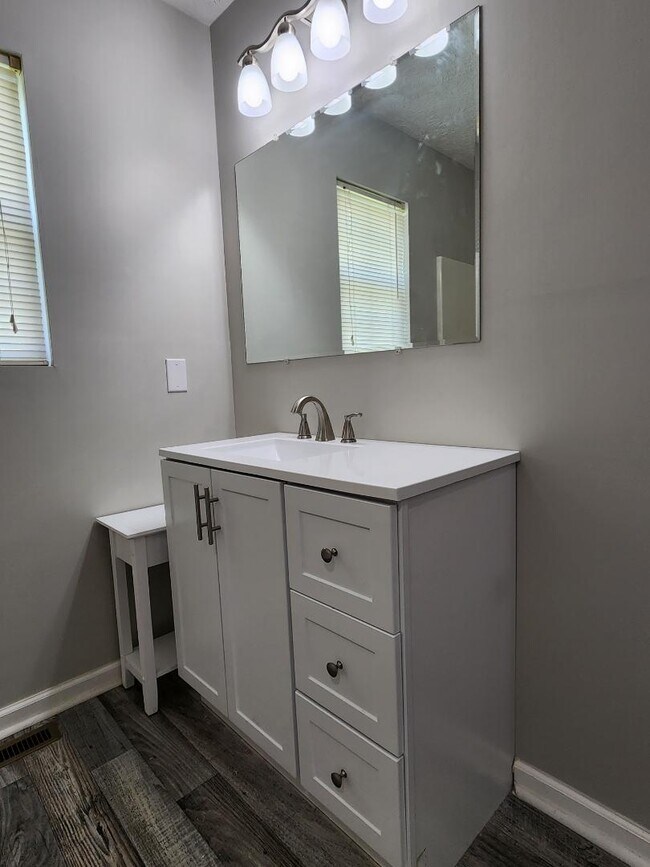 Building Photo - 5444 Rockfish Rd