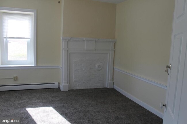 Building Photo - 2093 PA-212