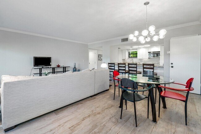 Building Photo - 11863 Wimbledon Cir