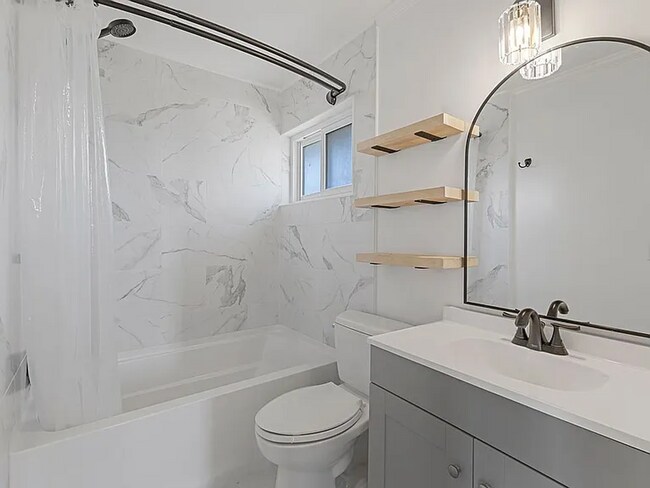 Building Photo - Updated Home in North Salt Lake with Great Views! $500 off first month rent!