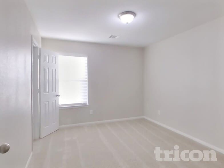 Building Photo - 12223 Elm Orch Trl