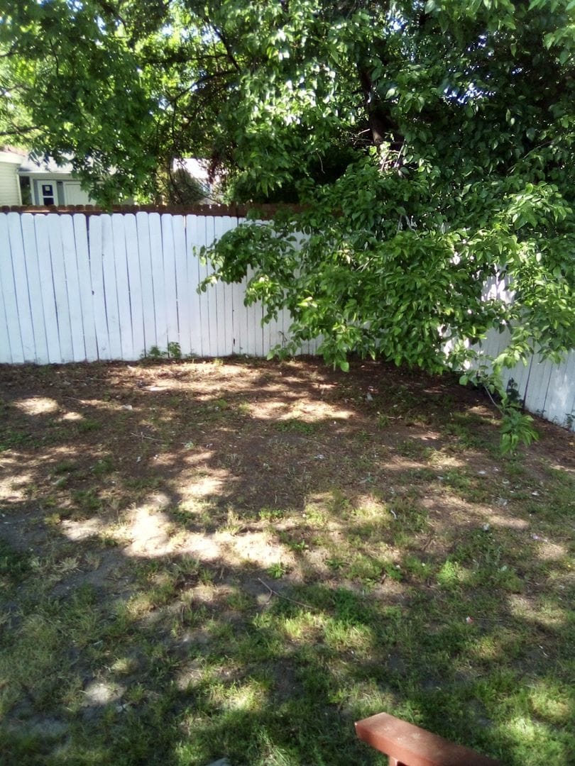 Building Photo - 2705 E Market St