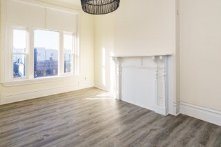 Primary Photo - 614-626 W Lake St