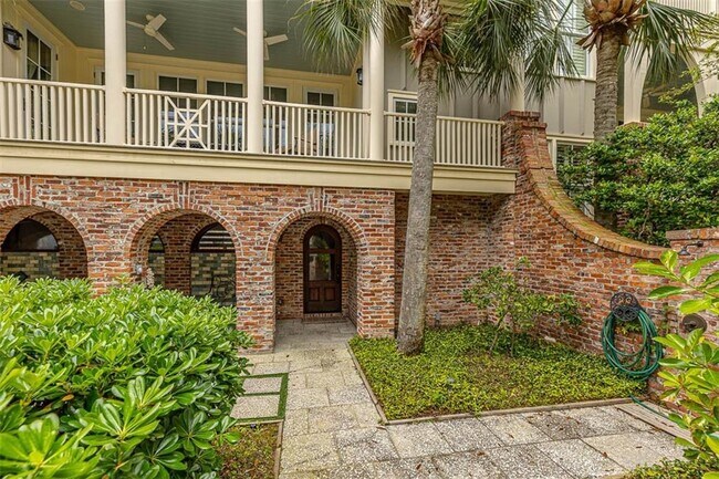 Building Photo - 17 Sea Oats Ln