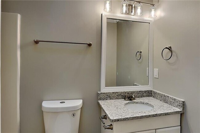 Building Photo - 274 Peach Crossing Dr