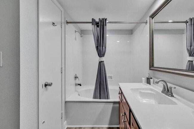 Building Photo - 1700 N Ocean Blvd