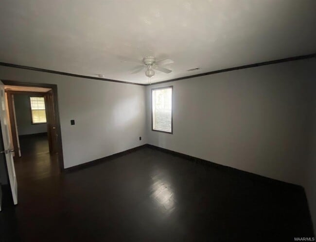 Building Photo - 3577 Whiting Ave