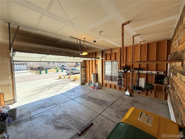 Building Photo - 5015 S Wenatchee St