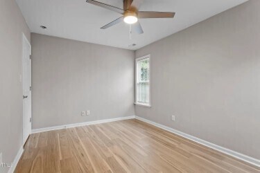 Building Photo - Beautiful 2100 sq. Ft Home on 2.47 Acres.
