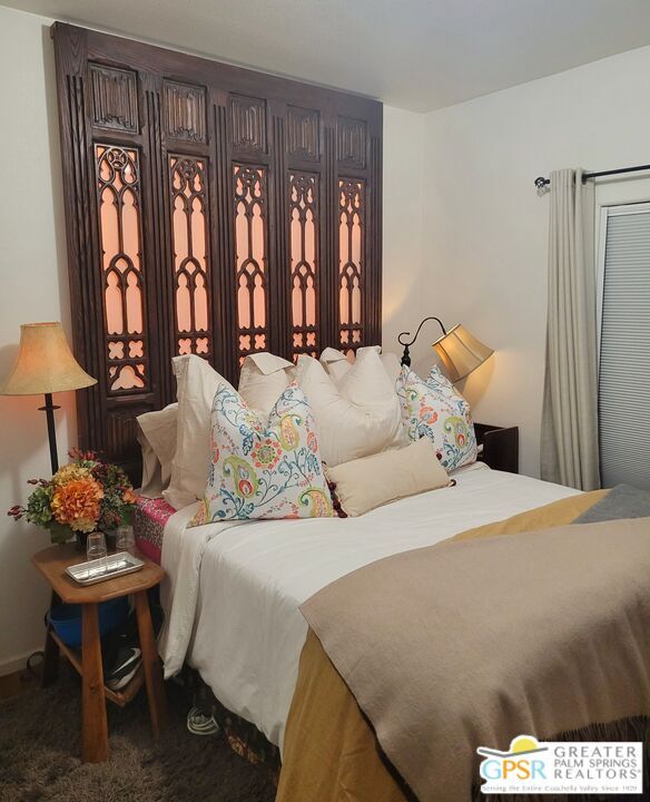 Building Photo - 15300 Palm Dr