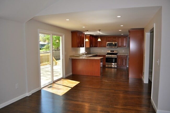 Building Photo - 349 Stow Rd