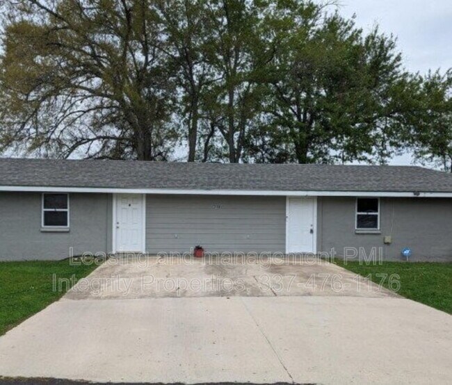 Building Photo - 318 Auburn Dr