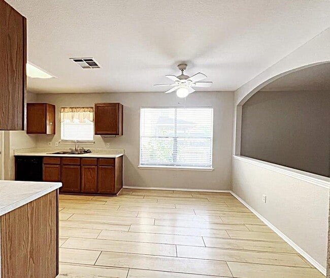 Building Photo - 17301 Dashwood Creek Dr