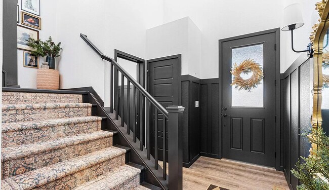 Building Photo - 1000 Equinox Dr