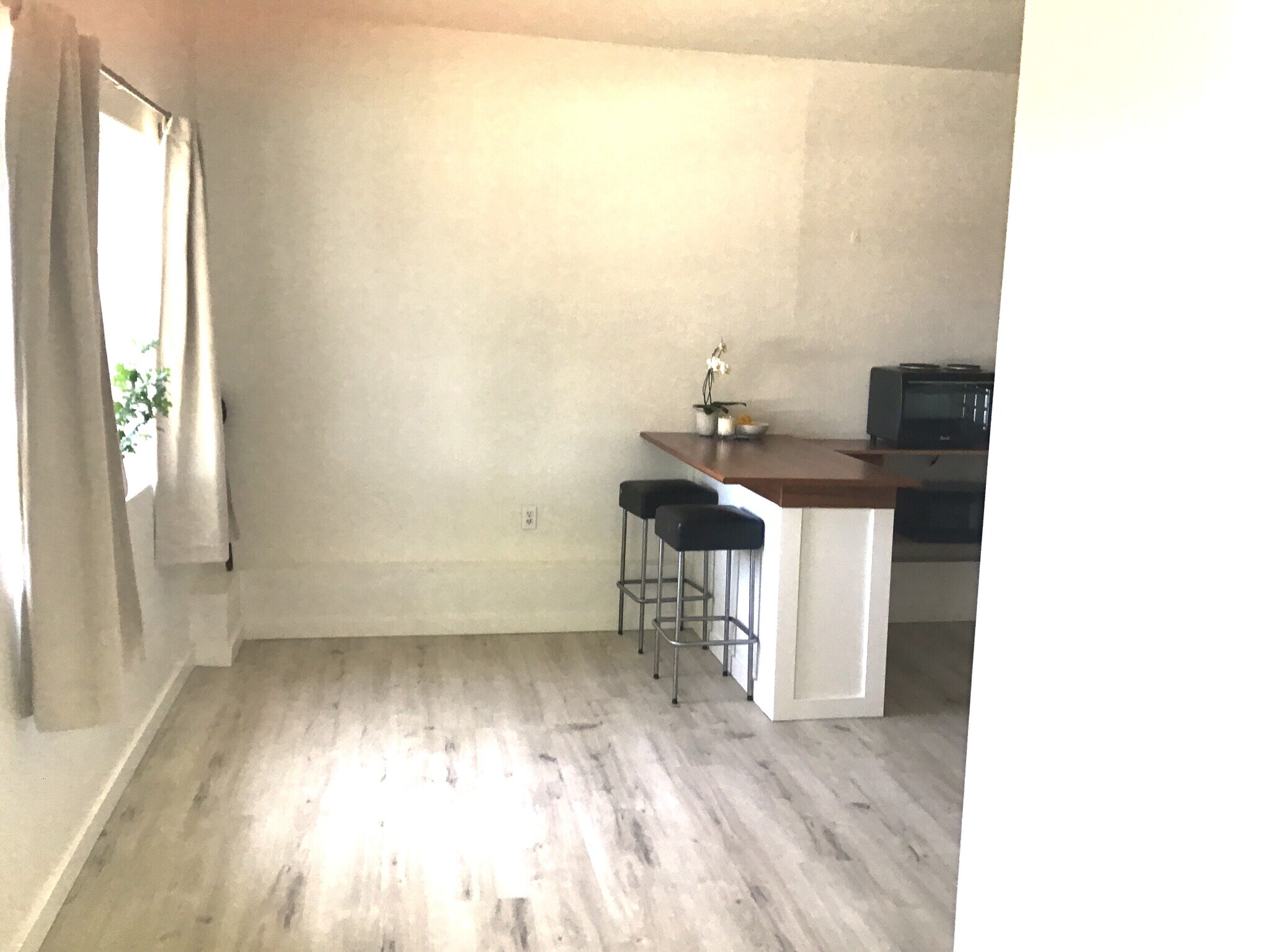Building Photo - 1117 Bel Marin Keys Blvd