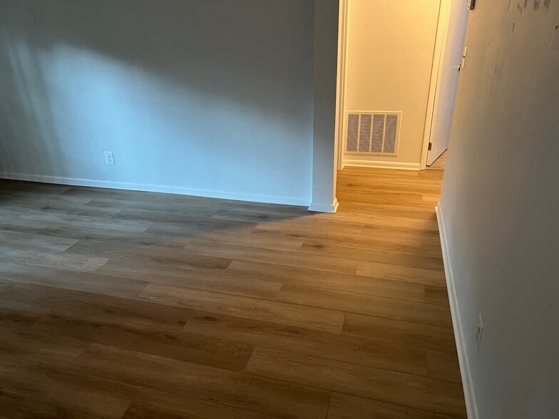 Updated flooring - 2507 S Walter Reed Dr