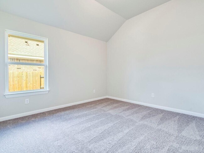 Building Photo - 270 Rimrock Ct