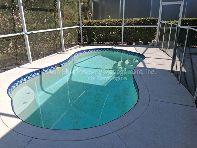 Building Photo - 10214 Evergreen Hill Dr