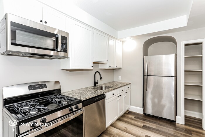 Building Photo - 17 N Symington Ave