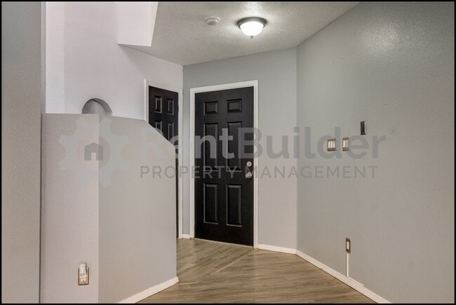 Building Photo - CALL US TODAY AT (505) 808-6467 TO SCHEDUL...