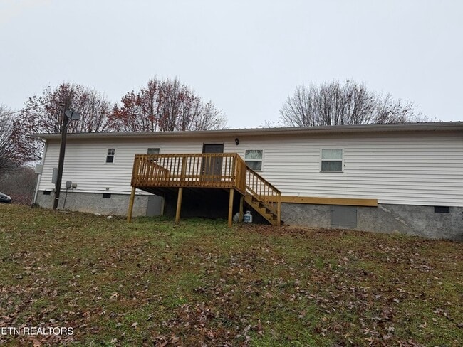 Building Photo - 152 Country Way Dr