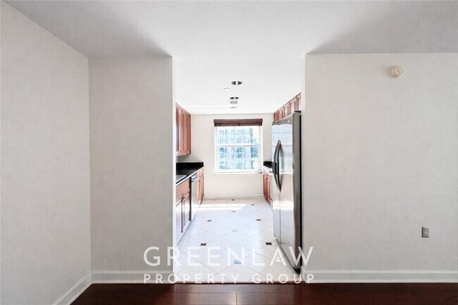 Building Photo - 195 14th St NE