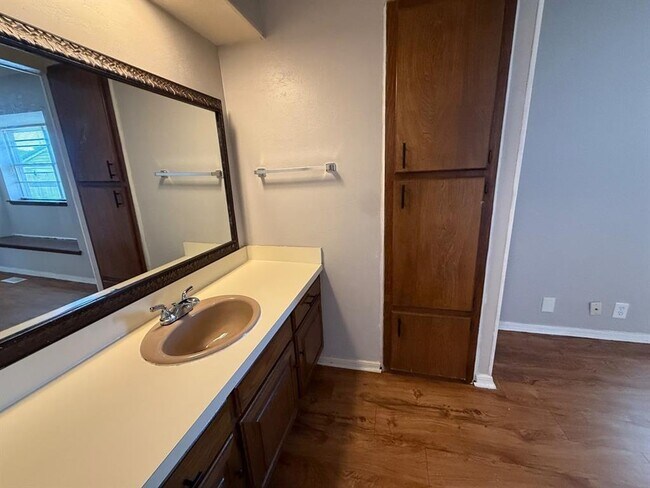 Building Photo - 3507 Wynn Cir
