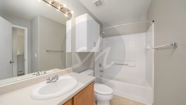 Building Photo - 2778 Brooksedge View