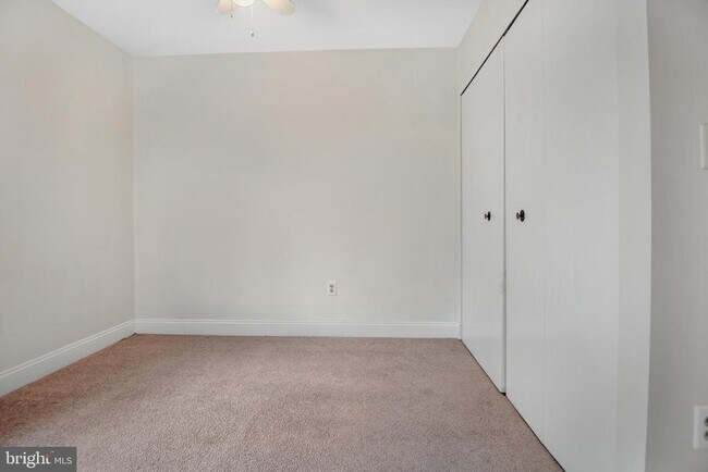 Building Photo - 1055 Cedar Ridge Ct