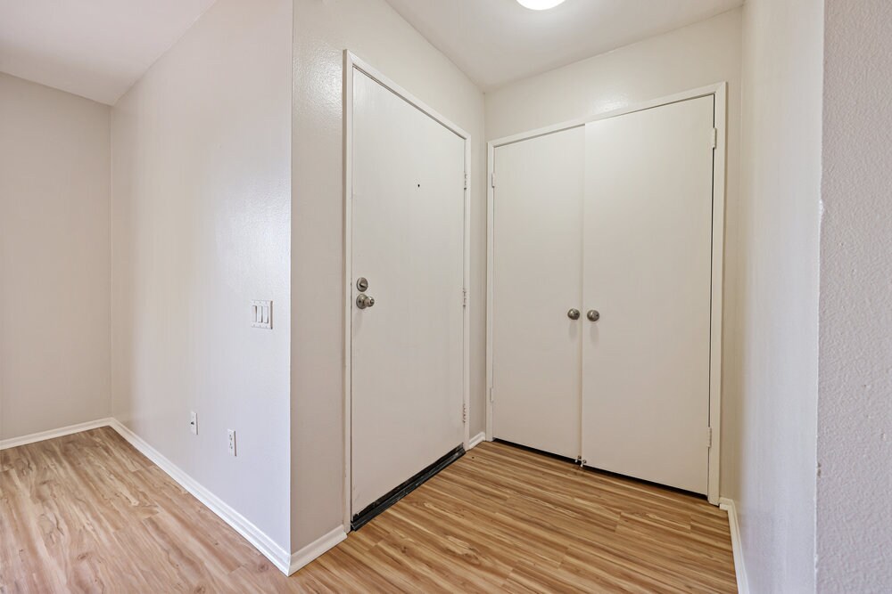 Building Photo - 12283 Carmel Vista Rd