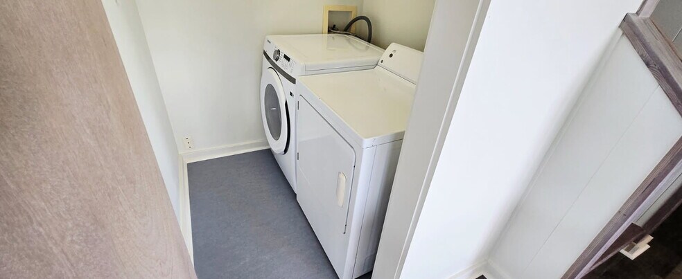 Building Photo - 3243 Beaumont Woods Pl