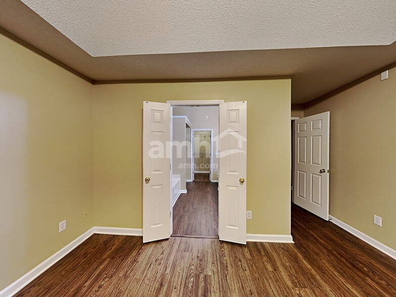 Building Photo - 3041 Andora Dr SW