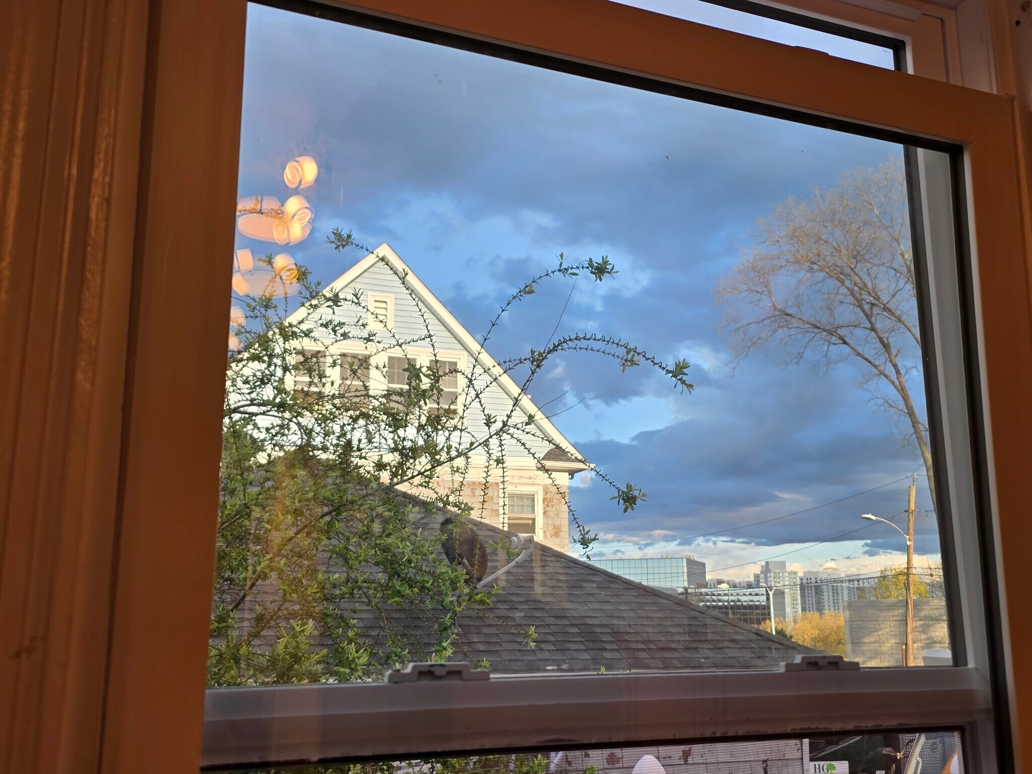 Building Photo - 13 Madison Pl