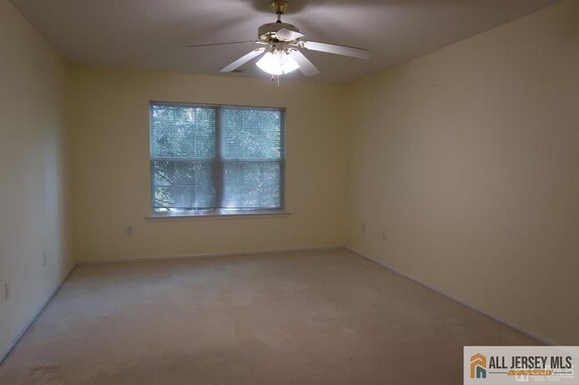 Building Photo - 1402 Cypress Ln
