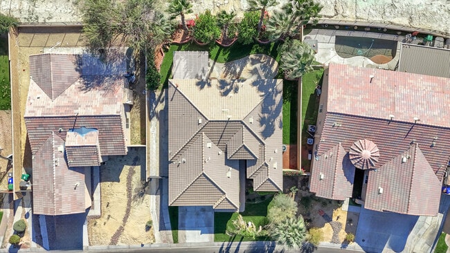 Building Photo - 83107 Greenbrier Dr