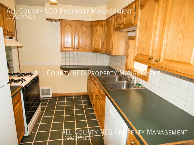 Building Photo - 2359 12th St