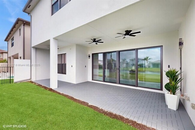 Building Photo - 8350 Royal County Down Rd