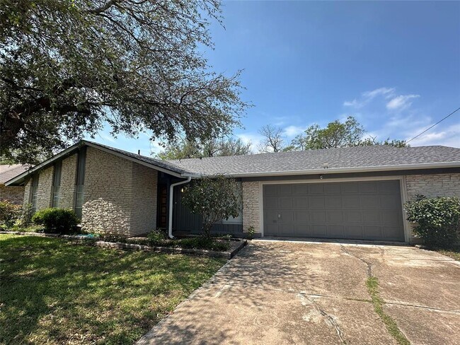 Building Photo - 5504 Chadwyck Dr