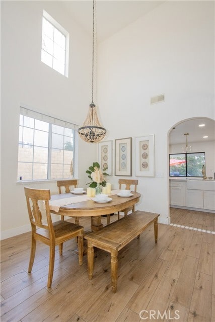 Building Photo - 3682 Grovedale St